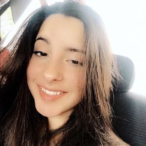 Meet your Posher, Hailey